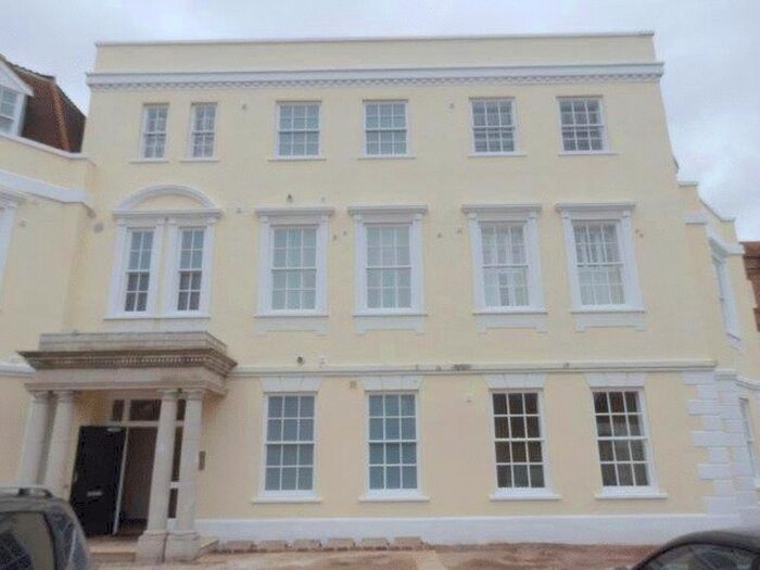 2 Bedroom Flat To Rent In Church Close, Church Street, Epsom, KT17