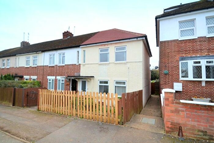 2 Bedroom Semi-Detached House To Rent In Springfield Road, Kettering, Northamptonshire, NN15