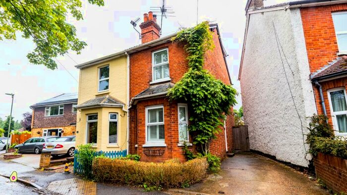 3 Bedroom Semi-Detached House To Rent In Ship Alley, Farnborough, Hampshire, GU14