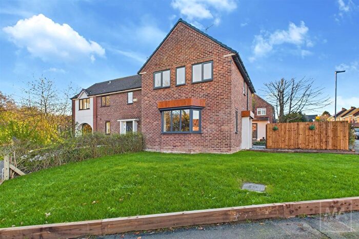 3 Bedroom Semi Detached House For Sale In Hinton Crescent, Appleton, WA4