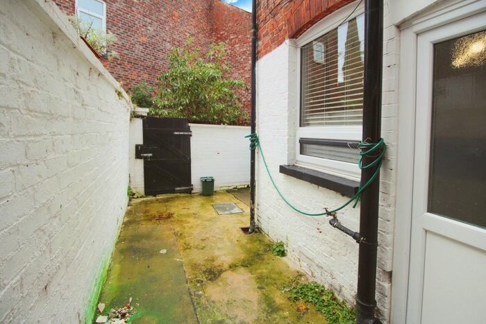 3 Bedroom Terraced House For Sale In Gorton Lane, Manchester, Greater Manchester, M18