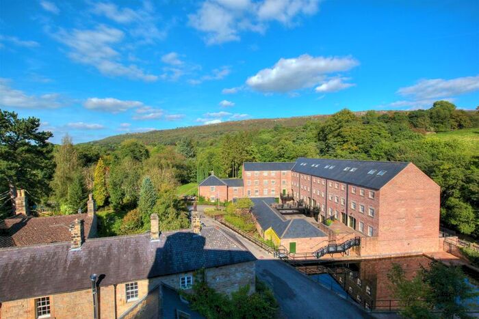 2 Bedroom Apartment For Sale In Riverside Court, Calver, Hope Valley, S32