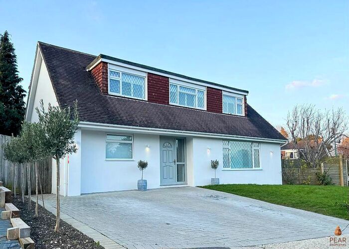 4 Bedroom Detached House To Rent In Coombe Drove, Bramber, BN44