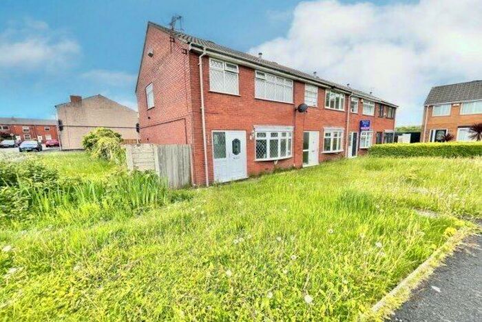 3 Bedroom Property To Rent In Georgian Square, Wigan, WN2