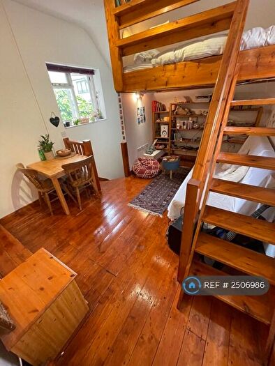 1 Bedroom Flat To Rent In Camden Street, London, NW1