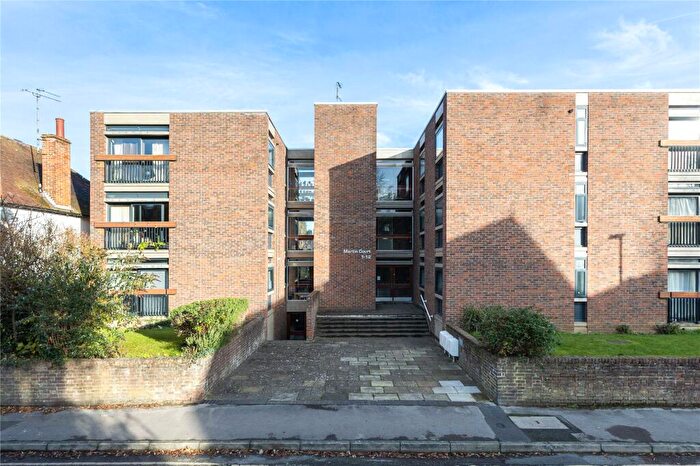 1 Bedroom Flat For Sale In Middle Way, Oxford, Oxfordshire, OX2