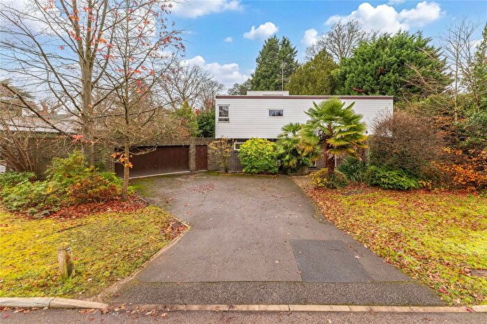 5 Bedroom Detached House To Rent In Onslow Road, Hersham, Walton-On-Thames, Surrey, KT12