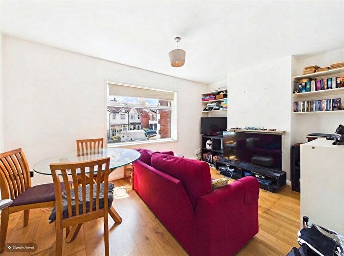 1 Bedroom Maisonette For Sale In St. Johns Lane, Bedminster, Bristol, BS3