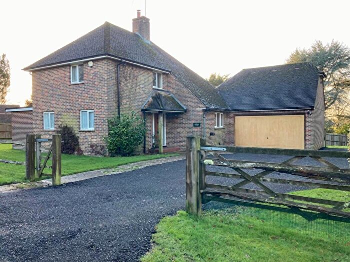 4 Bedroom Detached House To Rent In Wimland Road, Horsham, RH12