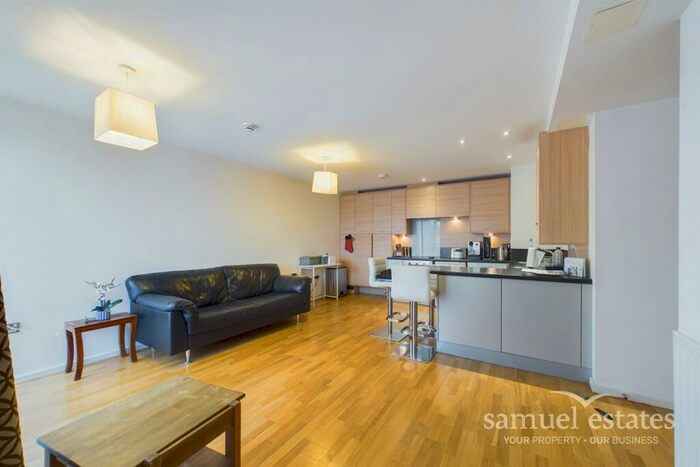 2 Bedroom Flat To Rent In Bailey House, Berber Parade, Shooters Hill, London, SE18