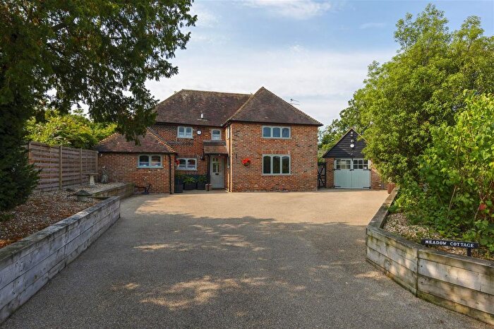 3 Bedroom Detached House For Sale In Meadow Cottage, Dunkirk, Faversham, ME13