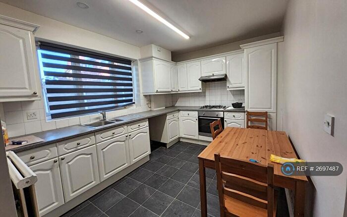 3 Bedroom Semi Detached House To Rent In Colindale Avenue, Manchester, M9