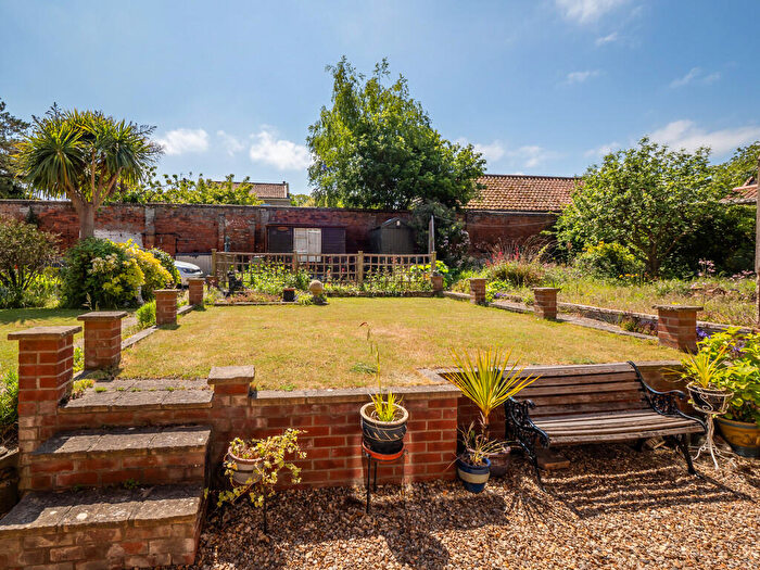 2 Bedroom Cottage For Sale In Dogger Lane, Wells-next-the-Sea, NR23