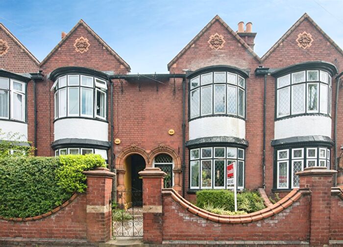 3 Bedroom Terraced House For Sale In Bratt Street, West Bromwich, B70