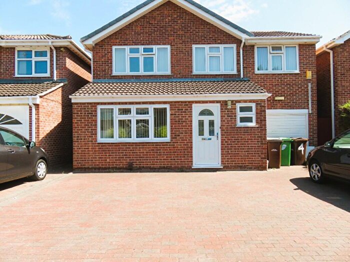 8 Bedroom Semi Detached House To Rent In Ingham Grove, Nottingham, Nottinghamshire, NG7