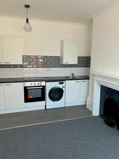 Studio To Rent In Nelson Place, Broadstairs, CT10