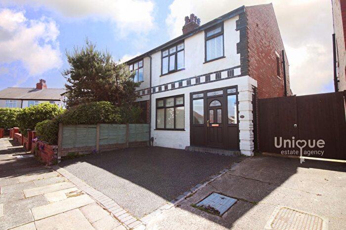 3 Bedroom Semi Detached House For Sale In Knaresboro Avenue, Blackpool, FY3
