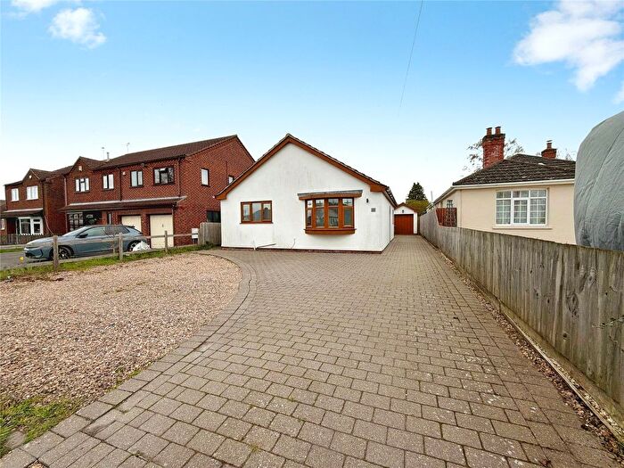 4 Bedroom Bungalow For Sale In Mill Lane, North Hykeham, Lincoln, Lincolnshire, LN6