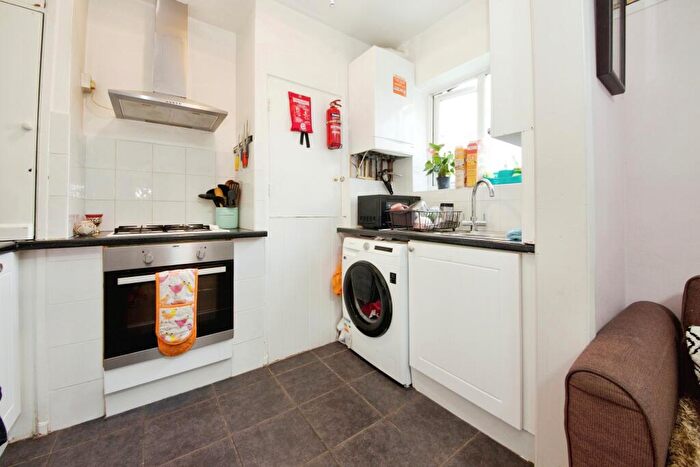 1 Bedroom Flat To Rent In McEntee Avenue, London, E17