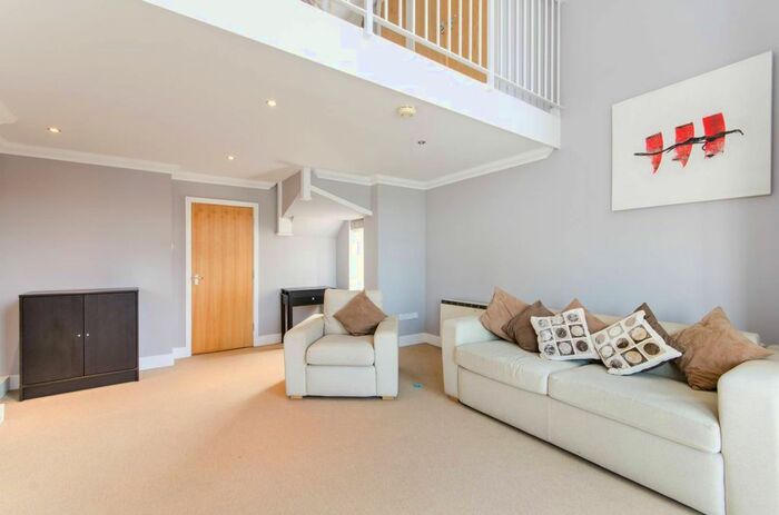 1 Bedroom Flat To Rent In Gunter Grove, Chelsea, London, SW10