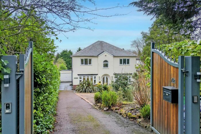 5 Bedroom Detached House For Sale In Nottingham Road, Ravenshead, Nottinghamshire, NG15