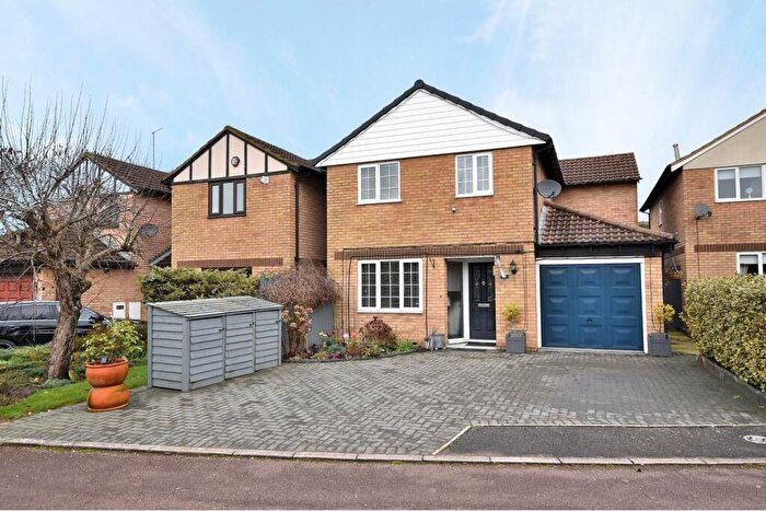 3 Bedroom Detached House For Sale In St Emilion Close, Northampton, NN5