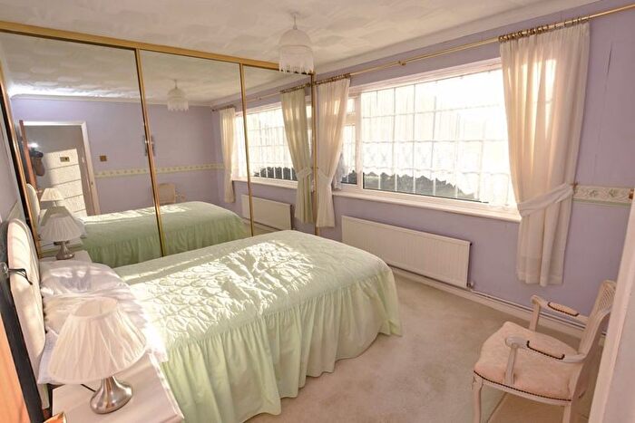 3 Bedroom Bungalow For Sale In Blenheim Close, Bearsted, Maidstone, ME15