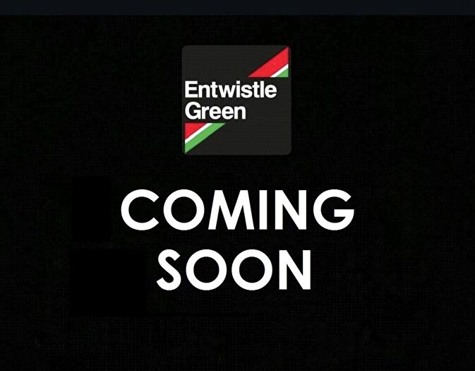 3 Bedroom Semi Detached House For Sale In Pendle Road, Leyland, Lancashire, PR25