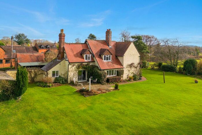 4 Bedroom Detached House For Sale In Crown Lane Wychbold Droitwich Spa, Worcestershire, WR9