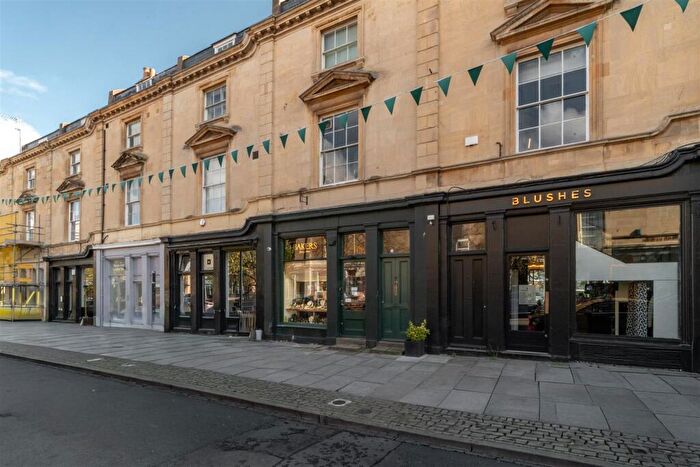 3 Bedroom Apartment To Rent In Montpellier Walk, Cheltenham, GL50