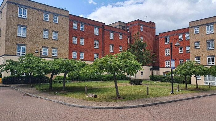 2 Bedroom Apartment For Sale In Close To Burnham Station, SL1
