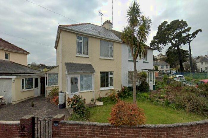 3 Bedroom Property To Rent In Butland Avenue, Paignton, TQ3