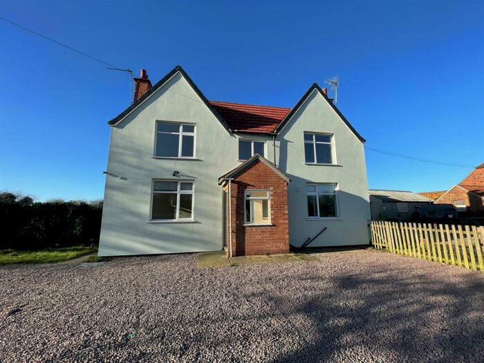 3 Bedroom Detached House To Rent In North Road, North Muskham, Newark, NG23