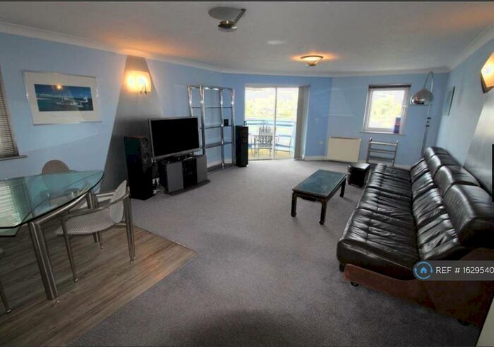 2 Bedroom Penthouse To Rent In Trafalgar Wharf, Preston, PR2