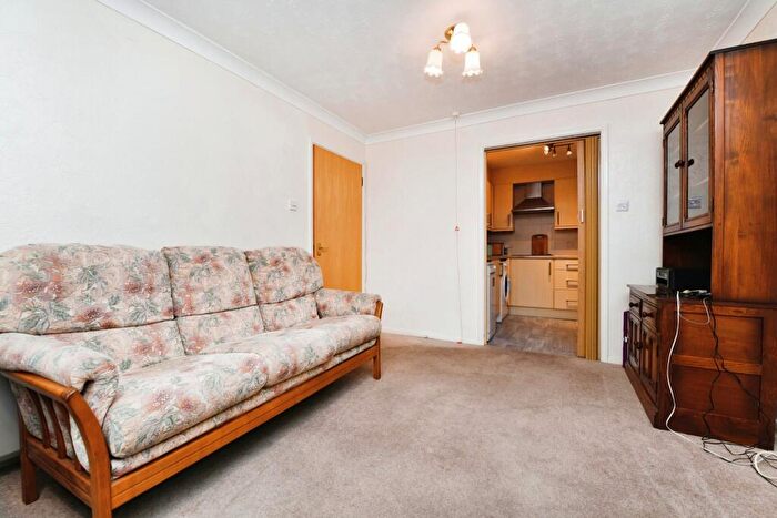 1 Bedroom Flat For Sale In Old Rectory Court, Southendchurch Rectory Chase, Southend-On-Sea, Essex, SS2