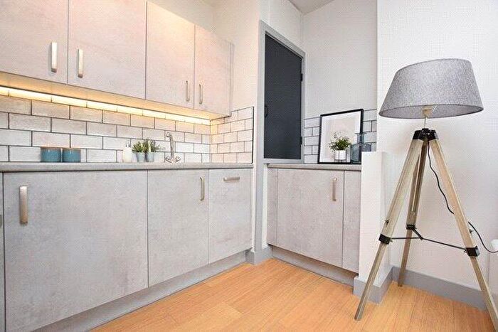 1 Bedroom Flat For Sale In Castle Street, Sheffield, South Yorkshire, S3