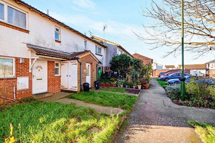 1 Bedroom Flat To Rent In Armada Way, Littlehampton, BN17