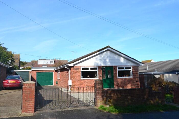 3 Bedroom Detached Bungalow For Sale In Sea Road, CT14