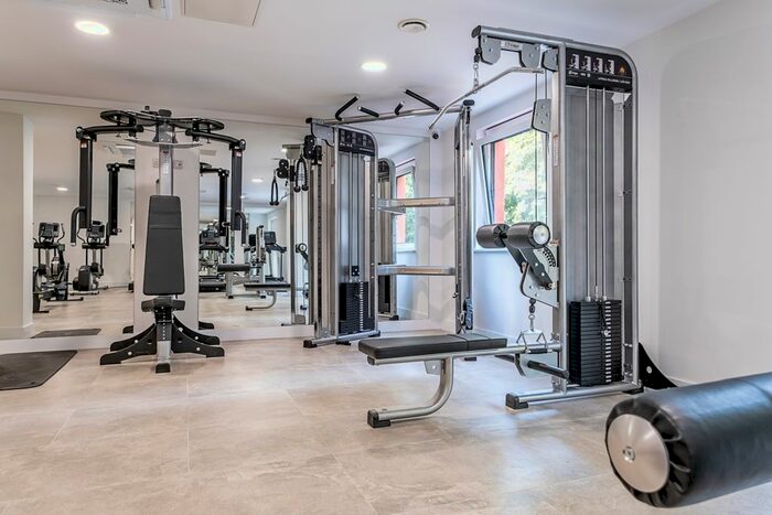 2 Bedroom Flat To Rent In Well Farm Road, Whyteleafe, CR3