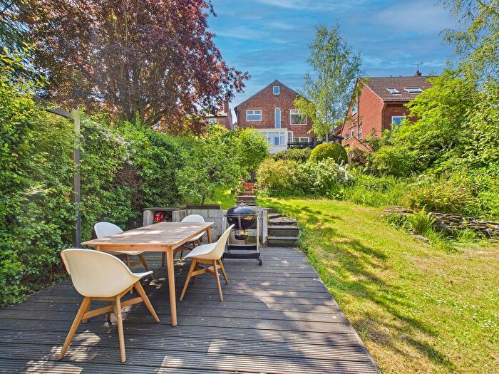 4 Bedroom Detached House For Sale In Hillview Road, Carlton, Nottingham, NG4