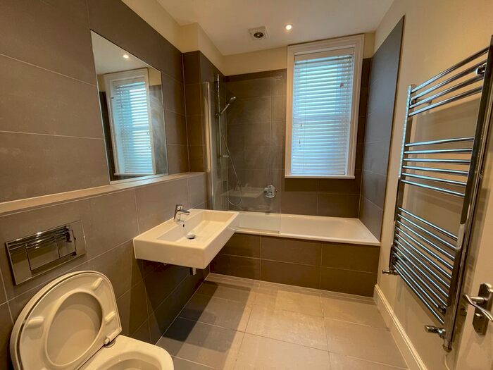 1 Bedroom Flat To Rent In Hamlet Gardens, Hammersmith, London, W6