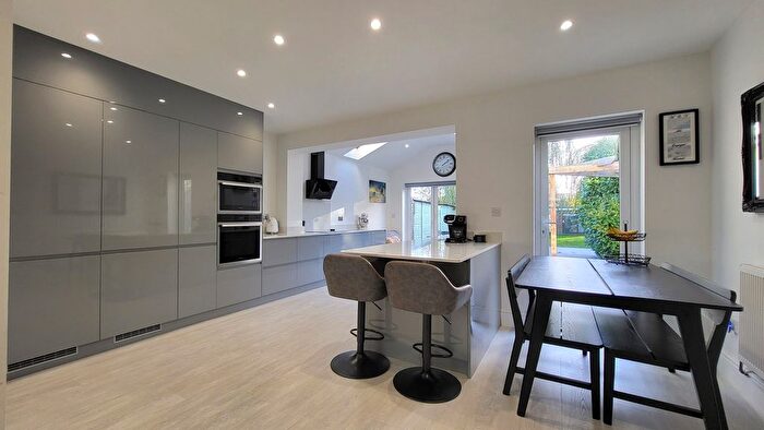 4 Bedroom Detached House For Sale In High Street, Peterborough, PE2