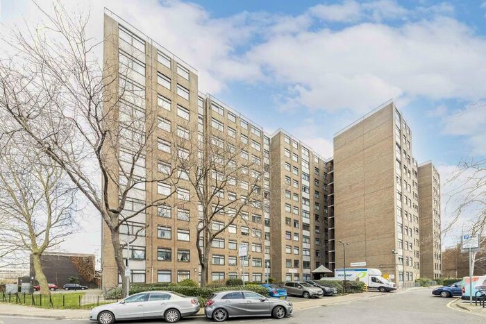 3 Bedroom Flat To Rent In Ivatt Place, London, W14