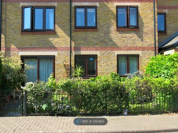 1 Bedroom Flat To Rent In Clapton, London, E5