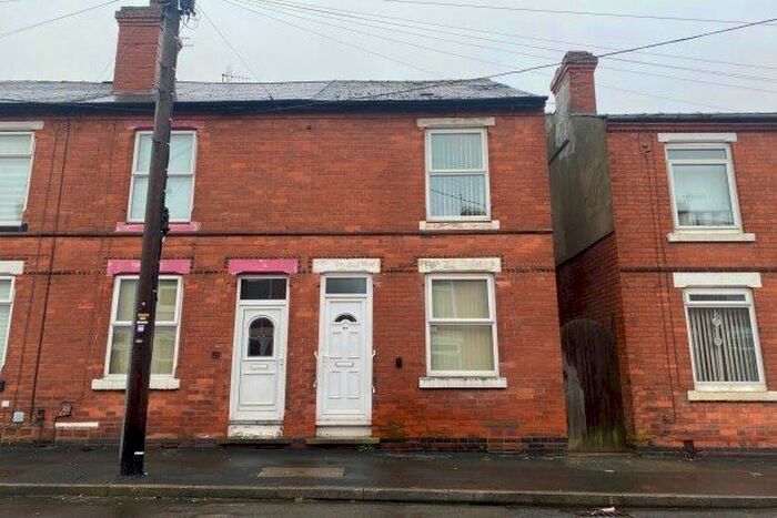 3 Bedroom Terraced House To Rent In Bancroft Street, Nottingham, NG6