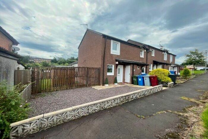 2 Bedroom End Of Terrace House To Rent In Skerne Grove, Glasgow, G75