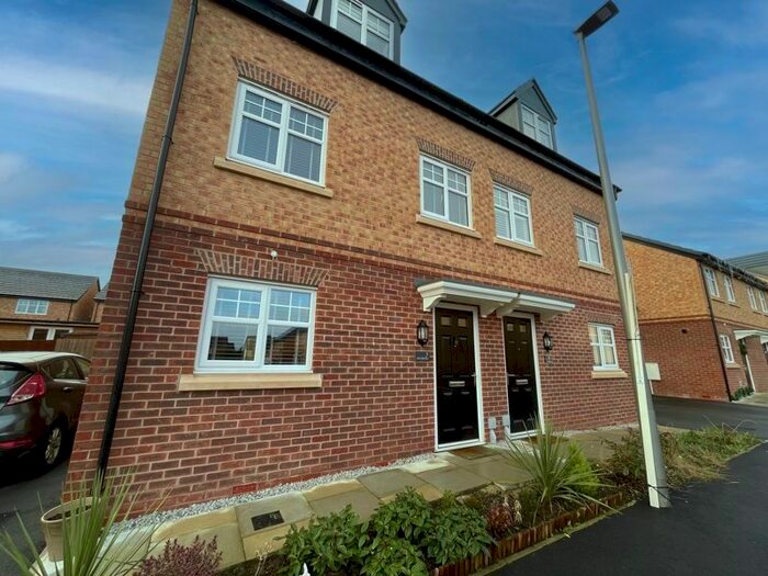 3 Bedroom Semi-Detached House To Rent In Albion Green Place, Atherton, Manchester., M46