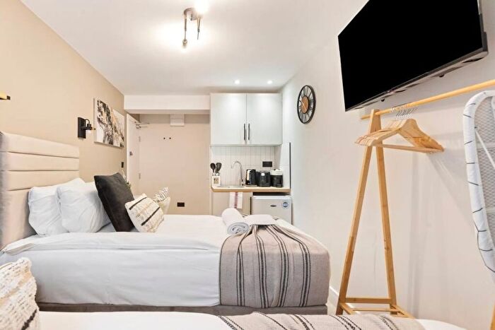 1 Bedroom Studio To Rent In Graham Rd, London, E8