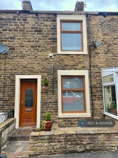 3 Bedroom Terraced House To Rent In Victoria St, Earby, BB18