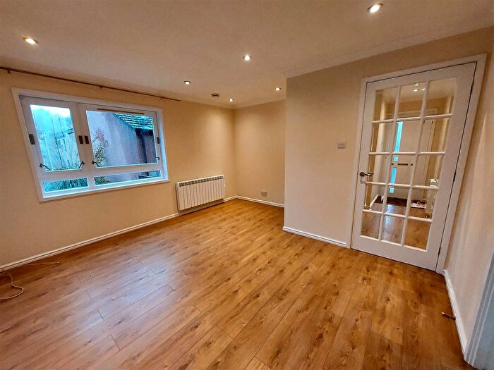 1 Bedroom Bungalow For Sale In Woodlands Court, Inshes Wood, Inverness, IV2